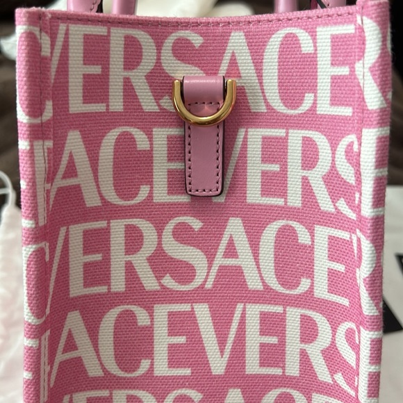 *NWT* VERSACE LA MEDUSA SMALL LOGO TOTE, SOLD OUT IN STORES! - Picture 17 of 17
